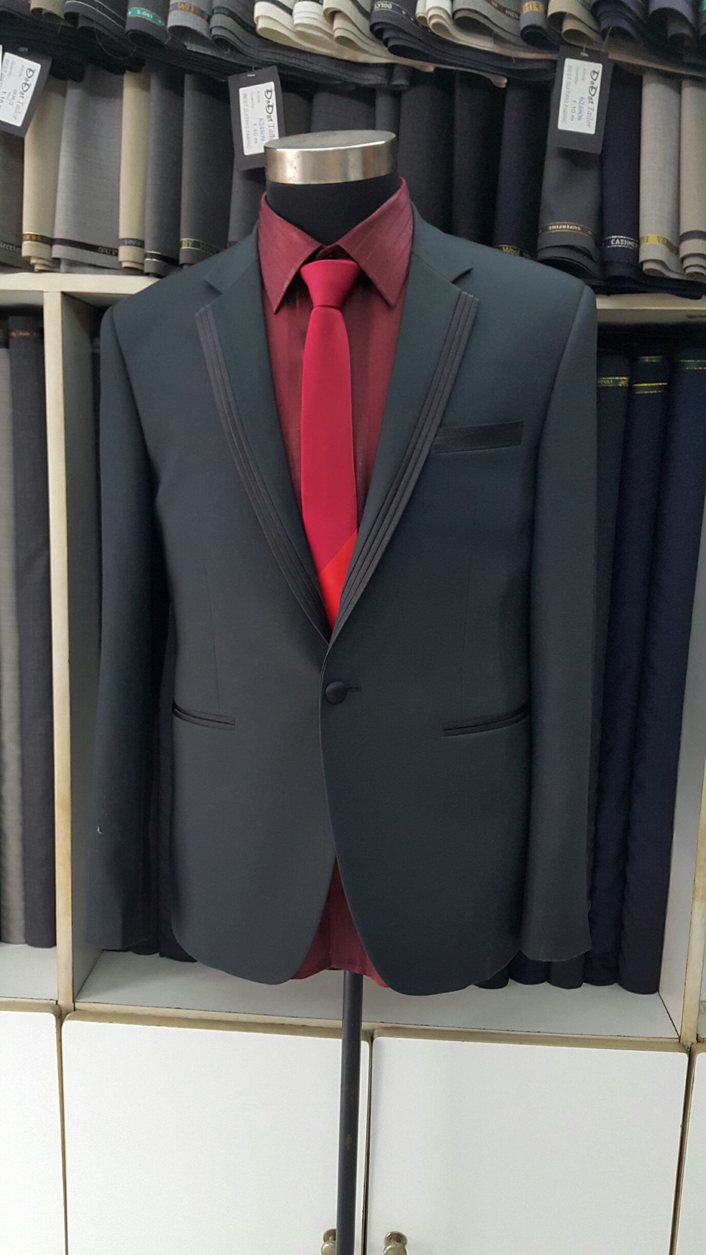 Vest nam 103